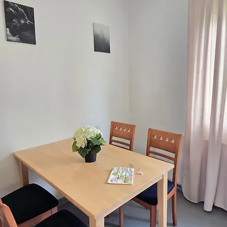 Kyyveden Kartano Kamomilla 16